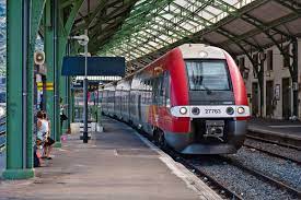 It takes an average of 2h 12m to travel from montpellier to marseille by train, over a distance of around 77 miles (124 km). Barcelona To Marseille And Nice By Train Review Interrail And Tickets