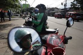 Dimana dengan like dan subscribe itulah rating para youtuber dapat meningkat dan bisa mendapatkan penghasilan lebih dari youtube. Grab Dan Gojek Tanggapi Prank Order Fiktif Ojek Online Oleh Youtuber Useetv