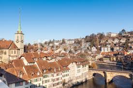 O centro histórico da cidade é patrimônio da unesco e consiste basicamente em. Casas Na Cidade De Berna Suica Fotos Do Acervo Freeimages Com