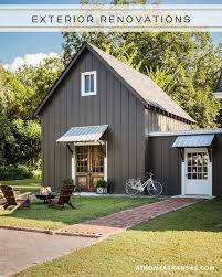 Pin By Jenny Drouin On Exterior Renovations Modern Farmhouse Exterior House Exterior Farmhouse Exterior