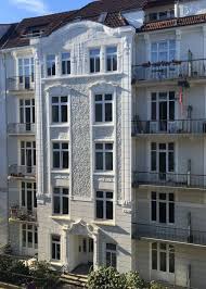 Meine nachbarn sind alle sehr entspannt und ich wohne hochpaterre, weshalb die wohnung nicht super warm wird im sommer :) einziges manko, kein balkon. 4 Zimmer Wohnung Zu Vermieten Woldsenweg 12 20249 Hamburg Eppendorf Mapio Net