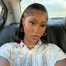 I'M THAT GIRL. (@Primadonnaa__)