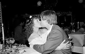 Marilou york and mark hamill have three kids: Star Wars Actor Mark Hamill Just Proved Everyone Who Said It Wouldn T Last Wrong In A Powerful Tweet Bored Panda