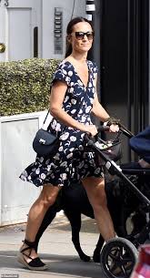 Pippa middleton ретвитнул(а) braydenz media afric. Pippa Middleton Sports A Sunshine Yellow Frock At Wimbledon With Her Husband James Daily Mail Online