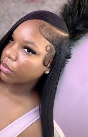 Is there any stylist in Raleigh, RALEIGH ONLY, no other city… That can do a  quickweave just like this ? The edges just like this!