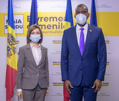 Potrivit infotag, sandu a scris despre acest lucru pe reţelele de socializare,. Maia Sandu A Avut Prima Intrevedere In Calitate De Presedinte Ales Cu Ambasadorul Ue Si Al Sua