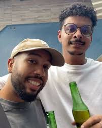 10° dia dos namorados ao seu lado. E mais um ano que sou completamente  apaixonado pelo seu sorriso, pelo seu companheirismo, pela sua inteligência  e seu caráter, apaixonado por você por completo! Te ...