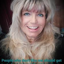 Laura Lenhard's Instagram, Twitter & Facebook