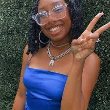 Jade Hill's Instagram, Twitter & Facebook