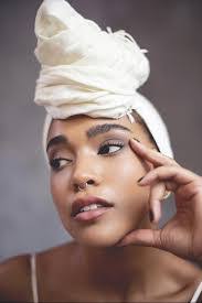 Lucy Barrett's Instagram, Twitter & Facebook