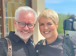 Husband and wife photographers from Cork are like two peas in a (tri)pod