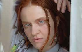 KUČKA takes the spotlight with her deeply personal debut album 'Wrestling'