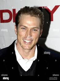 Dkny be delicious hi-res stock photography and images