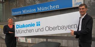 Die innere mission schließt ebenso wesentlich in sich das bekenntnis des glaubens durch die iat der rettenden liebe, als sie den allgemein priesterlichen charakter der in ihr durch keine politischen grenzen des rirchspiels oder des landes geschiedenen und zu scheidenden gemeinde in eigentümlicher weise beurkundet. Von Der Inneren Mission Zur Diakonie Elkb