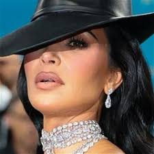 Jennifer Lawrence's engagement ring could be worth six figures