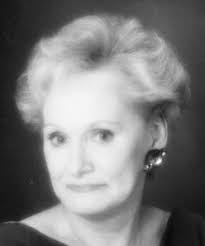 Carolyn Winston's Instagram, Twitter & Facebook