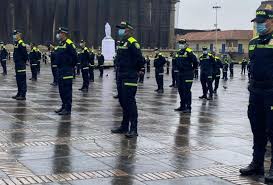 Jun 06, 2021 · el presidente iván duque anunció este domingo que con diez líneas de acción se profundizará la modernización del ministerio de defensa y la transformación integral de la policía nacional, en el cual, se fortalecerá la política de derechos humanos y la prestación del servicio al ciudadano. Uayhm9tjrfwvam