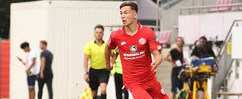 Check out his latest detailed stats including goals, assists, strengths & weaknesses and match ratings. Werder Bremen Oscar Schonfelder Ist Zuruck Auf Dem Platz