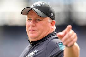 Agent for Eagles' starter: Chip Kelly has lost the team