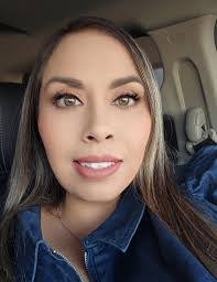 Janie Castillo's Instagram, Twitter & Facebook