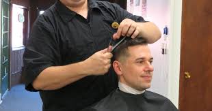 Local resident opens Robert's Barber Shop