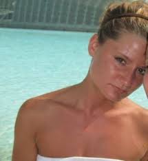 Hallo ihr Lieben! Meine Mama Susanne Lackner sucht seit Mai 1986 ihren  Papa. Im Mai 1986 war ihre Erstkommunion