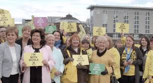 El gobierno evalúa el levantamiento de medidas. Hc Holyrood Gif Find On Gifer