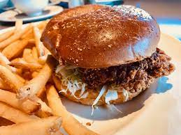 Hot nashville chicken is supposed to be spicy; Tim Aten A Twitter I Gave The New Yard House In Naples A Second Chance For Lunch Today And Was Happy With The Nashville Hot Chicken Sandwich The Spicy Chicken On A