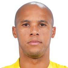 Joueurs qui a joué dans Al-Ettifaq :: leballonrond.fr