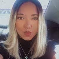 Lisa Morine's Instagram, Twitter & Facebook