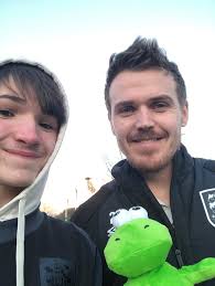 That Green from half Court tho 👀😂😭