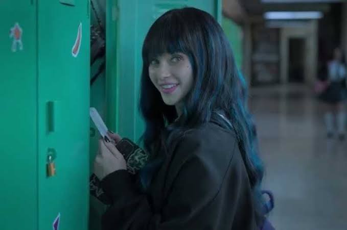 Proyecto Final: Tráiler oficial Netflix - CURADAS