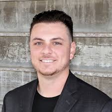 RE/MAX Fine Properties Roster