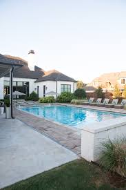 To make sense of all the latest features in pool design, we chatted with greg darvin of pristine pools in east hampton. 10 Hamptons Style Swimming Pools To Inspire Your Summer City Girl Gone Mom