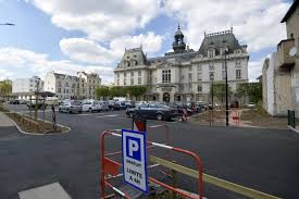 Hotel silken puerta de america car. Un Nouveau Parking Gratuit Pour Dynamiser Le Centre Ville A Vichy Allier Vichy 03200