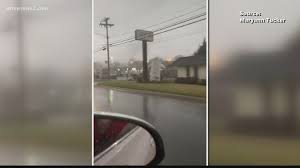 Some tongue twisters are made for amusement, but on the other hand, professional speakers such as actors, politicians, and television / radio hosts use them as articulation exercises. Nc Woman Captures Twister And Her Excited Reaction Khou Com
