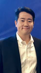 Royce Kim's Instagram, Twitter & Facebook