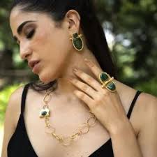 Semi Precious Natural Green Beryl Stone Mala, For Jewelry at ₹ 80/piece in  Jaipur