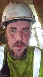 Travis Holsinger's Instagram, Twitter & Facebook