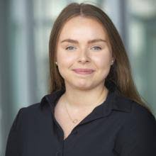 Olivia Cross's Instagram, Twitter & Facebook