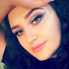 Jasmine Collazo's Instagram, Twitter & Facebook