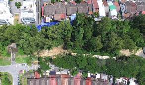 Tanah runtuh mengakibatkan kemusnahan dan mengancam keselamatan. Pasukan Khas Pantau Cerun Bukit