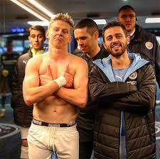 В нынешнем сезоне француз провел за «псж» 8. Vse Pishut Chto Zinchenko Povtoril Pozu Mbappe No Nejmar I Tyuram Tak Prazdnovali Eshe Do Kiliana Vi Ce Bachili Blogi Ua Tribuna Com