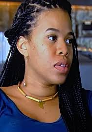 Production and whoever is in charge of editing did Michaela wrong letting a  whole booger be exposed in her nose when she was talking with Brett. I was  hoping it was a