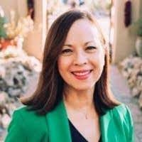 Deborah Riemer's Instagram, Twitter & Facebook