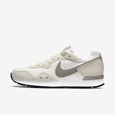 Nike Venture Runner Men S Shoe Nike Com Nike Dbreak Mens Shoe Nike