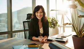 When lawyers agree to work on your case for a contingency fee, the percentage they'll charge can vary quite a bit—from less than 25% to more than 40%—depending on where you live and the individual attorney. 3tnqtpyts1 Jsm