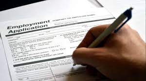 If you're sending your resume and a cover letter to a company and you don't know the name of a person to whom you can address the letter, take some time to find out who the right conta. What Are The Reasons For Withholding The Employer S Name In A Job Listing Quora