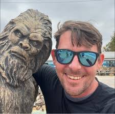 Does anyone have any video footage of the 80lb cannon firing at battery  point they can post here?