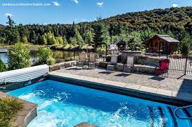 Chalet A Louer Laurentides Mont Tremblant Chalet 503 Avec Piscine Et Lac